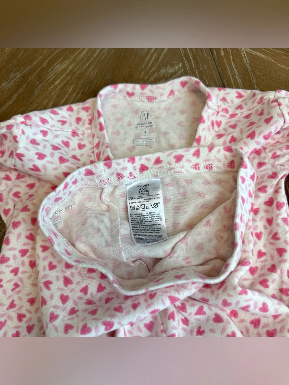 GAP Girls White Pajama Set with Pink Heart Print